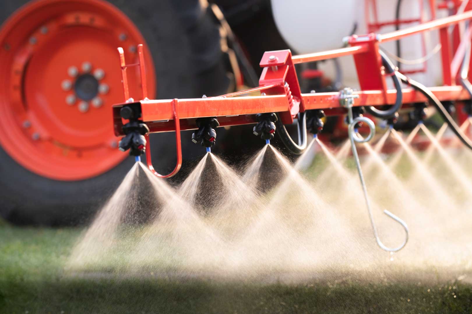 tractor-spray